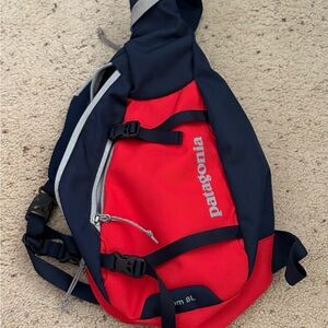 Patagonia atom 8L